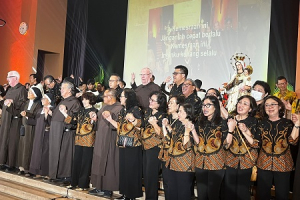Celebraciones por el 100 aniversario en Indonesia