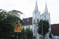 Christians in Indonesia Assist in Islamic Celebration