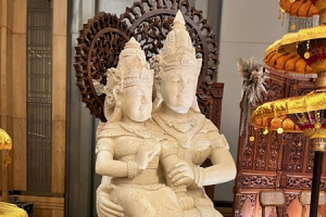 Statue of Our Lady of Mount Carmel and the Child Jesus